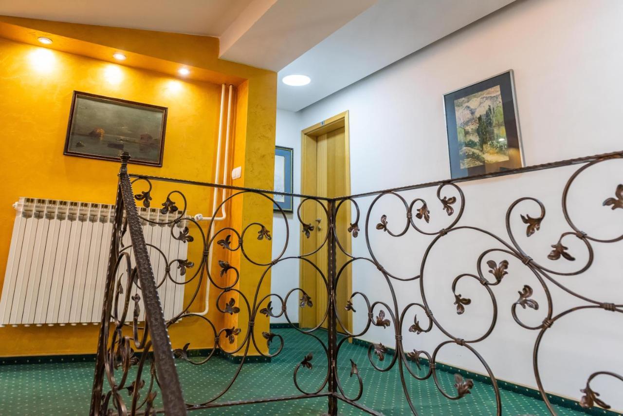 Hotel Vamos Sarajevo, B&B Eksteriør billede